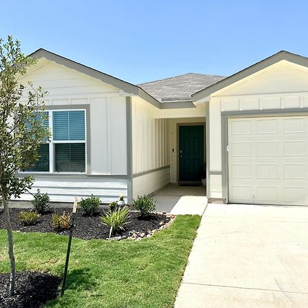 New Home Near Lackland, Seaworld ซานอันโตนิโอ ภายนอก รูปภาพ
